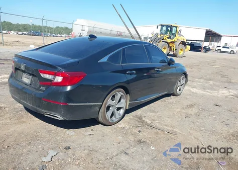 2020 Honda Accord Touring z USA, uszkodzony, nr VIN 1HGCV2F96LA005753